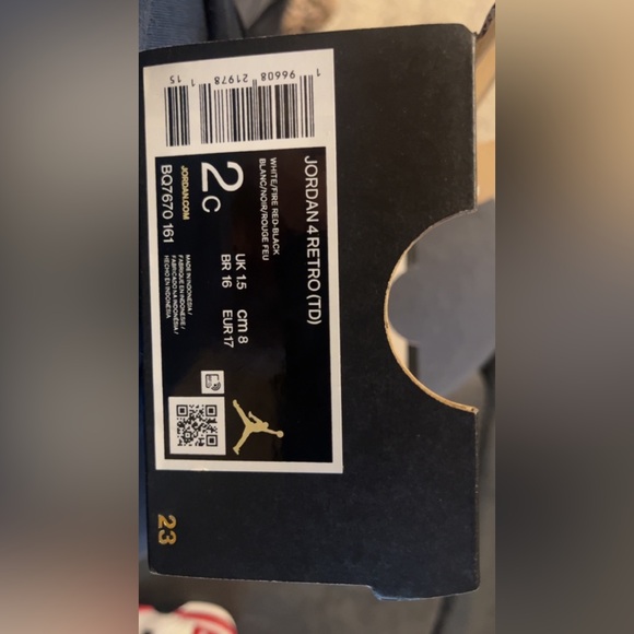 Jordan Retro 4 - Picture 4 of 4